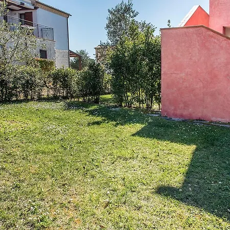 Apartment M348 - Marcelli, Comodo Trilocale Nuovo Con Piscina E Balcone *