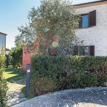 Apartamento M348 - Marcelli, Comodo Trilocale Nuovo Con Piscina E Balcone *