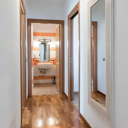 M348 - Marcelli, Comodo Trilocale Nuovo Con Piscina E Balcone *