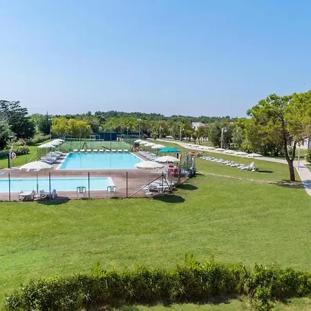 Апартаменты M348 - Marcelli, Comodo Trilocale Nuovo Con Piscina E Balcone