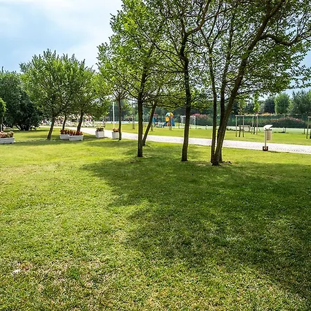 Apartamento M348 - Marcelli, Comodo Trilocale Nuovo Con Piscina E Balcone