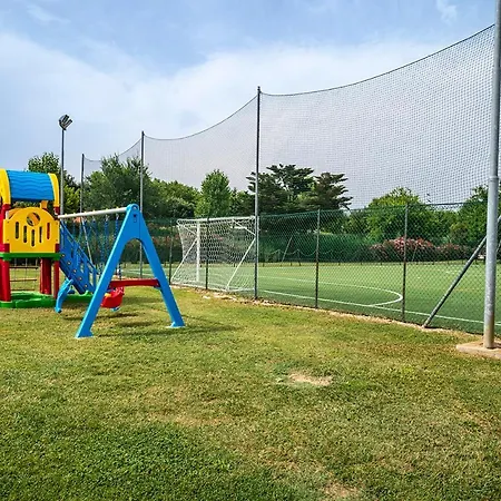 M348 - Marcelli, Comodo Trilocale Nuovo Con Piscina E Balcone Apartamento Santa Maria in Potenza