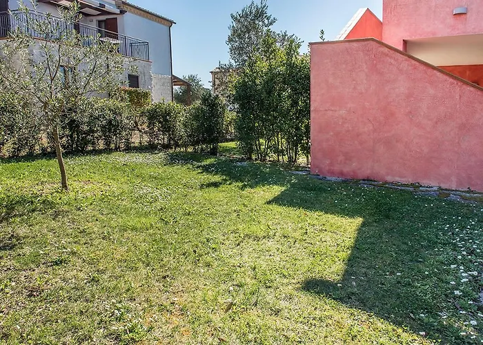 Apartamento M348 - Marcelli, Comodo Trilocale Nuovo Con Piscina E Balcone *