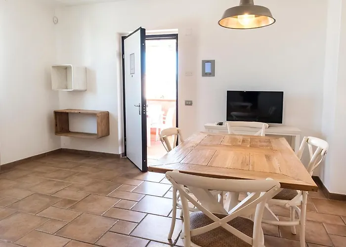 M348 - Marcelli, Comodo Trilocale Nuovo Con Piscina E Balcone Apartamento