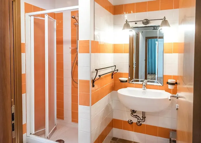 Apartamento M348 - Marcelli, Comodo Trilocale Nuovo Con Piscina E Balcone