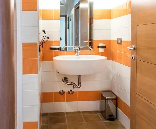 M348 - Marcelli, Comodo Trilocale Nuovo Con Piscina E Balcone Marcelli