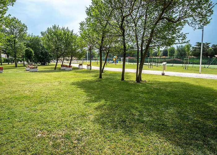 Apartamento M348 - Marcelli, Comodo Trilocale Nuovo Con Piscina E Balcone